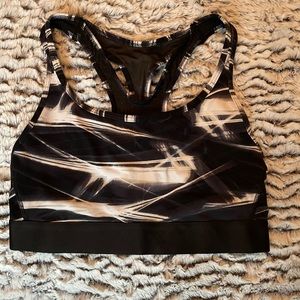 Victoria’s Secret Sports bra black and white